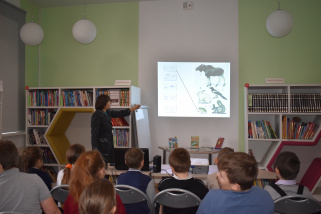 Волшебство зимней природы: познавательное путешествие в библиотеке